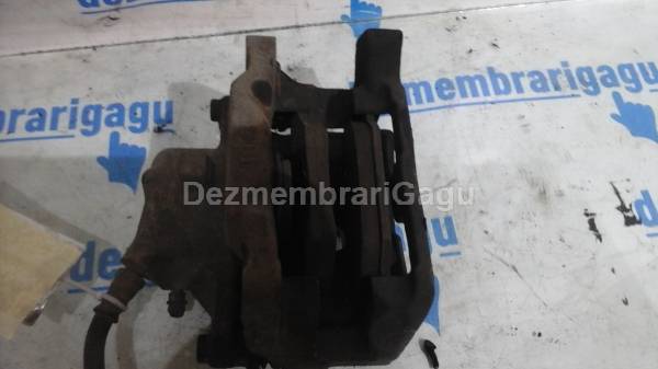 De vanzare etrier fata stanga RENAULT MEGANE I (1996-2003), 1.9 Diesel, 69 KW second hand