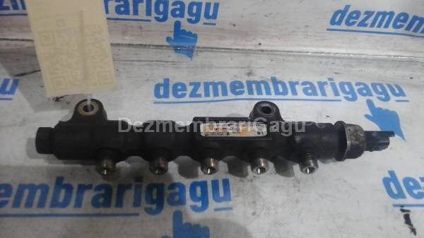 De vanzare rampa injectoare PEUGEOT 206, 1.4 Diesel, 50 KW