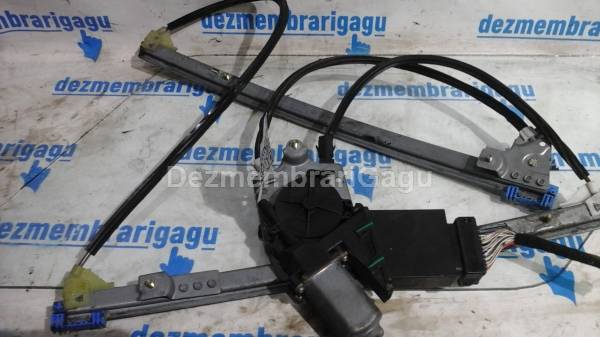 De vanzare macara geam dreapta RENAULT LAGUNA II (2001-) second hand