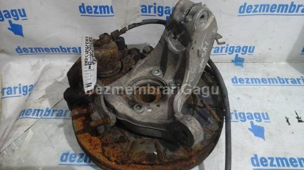 De vanzare fuzeta fata dreapta VOLKSWAGEN PASSAT / 3C (2005-), 2.0 Diesel