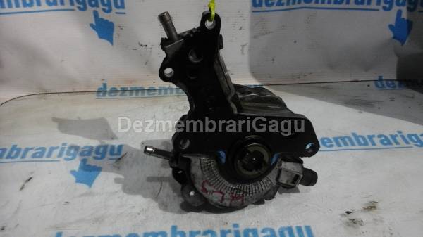 De vanzare pompa vacuum VOLKSWAGEN GOLF V (2003-), 1.9 Diesel, 77 KW