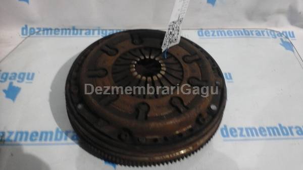 De vanzare kit ambreiaj VOLKSWAGEN PASSAT / 3B3 - 3B6 (2000-2005), 2.0 Benzina, 85 KW second hand