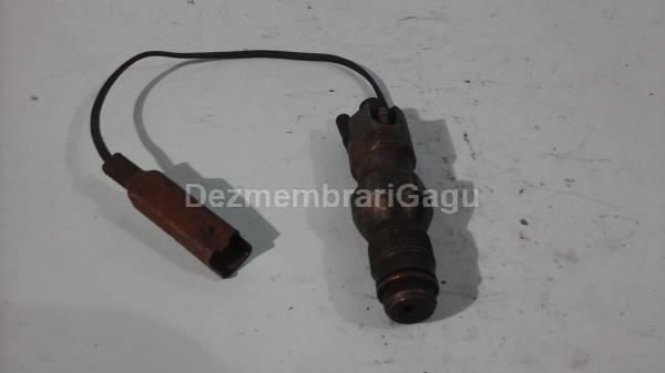Vand injectoare CITROEN XSARA, 1.9 Diesel, 51 KW din dezmembrari