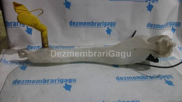Vas spalator parbriz Renault 9