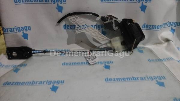 De vanzare broasca usa ds HYUNDAI ELANTRA