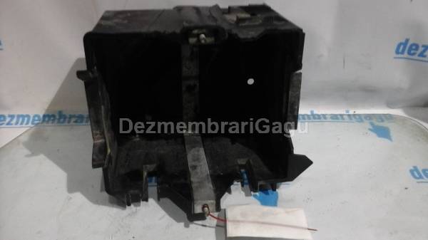 De vanzare suport baterie FORD FIESTA V (2001-), 1.4 Benzina