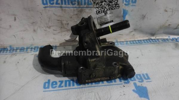 De vanzare suport filtru ulei AUDI A4 II (2000-2004), 1.8 Benzina