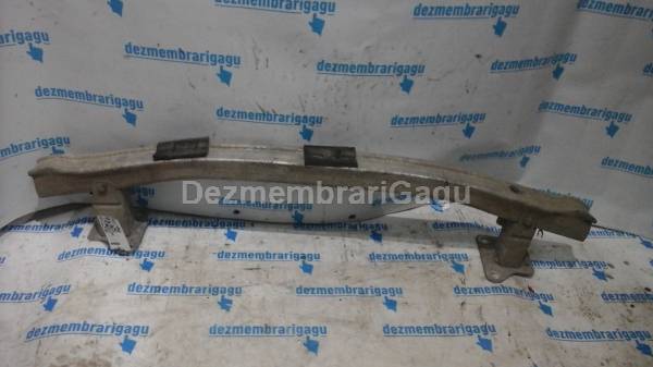 De vanzare armatura bara fata RENAULT MEGANE II (2002-), 1.9 Diesel, 88 KW second hand