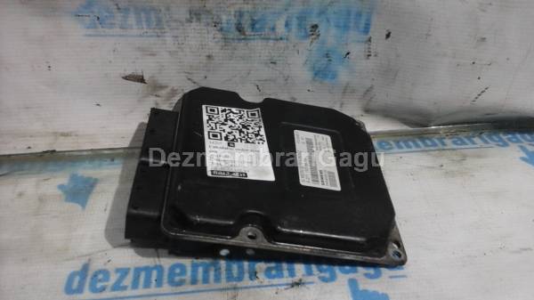 De vanzare calculator motor ecm ecu MERCEDES C-CLASS / 203 (2000-), 1.8 Benzina
