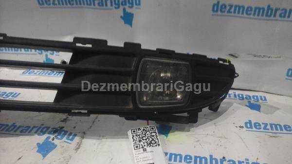 Proiector dreapta Kia Rio I