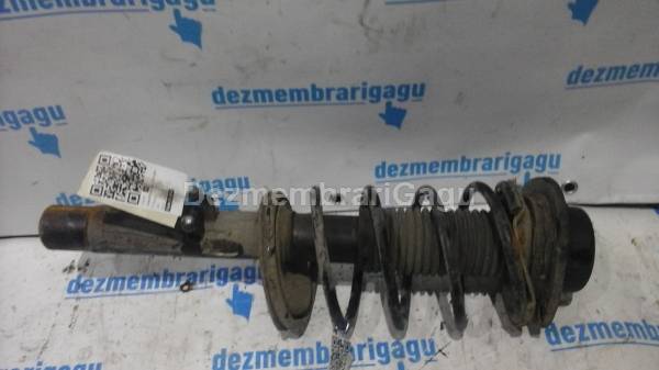 De vanzare arc fata dreapta PEUGEOT 206