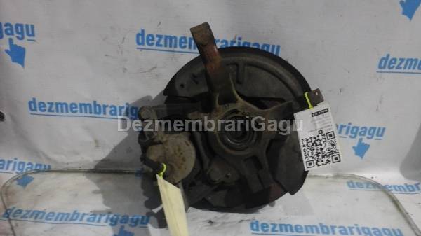 Vand fuzeta fata dreapta RENAULT CLIO III (2005-), 1.5 Diesel din dezmembrari