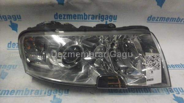 De vanzare far dreapta SKODA SUBERB (3U4)