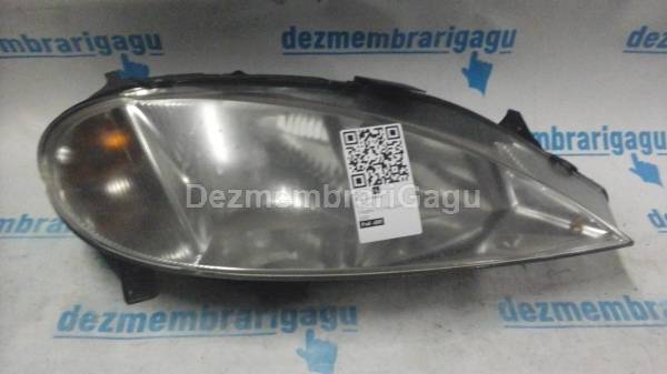 De vanzare far dreapta RENAULT MEGANE I (1996-2003) second hand