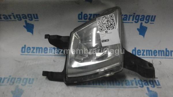 De vanzare proiector dreapta PEUGEOT 407