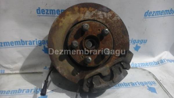 Fuzeta fata stanga RENAULT SCENIC II (2003-), 2.0 Benzina, 120 KW
