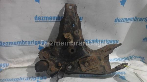Bascula inferioara fata dr Nissan Terrano I