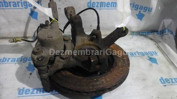 Fuzeta fata dreapta RENAULT CLIO II (1998-), 1.5 Diesel, 60 KW