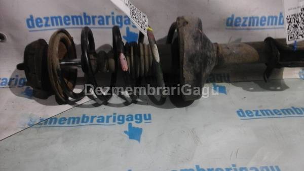 Vand arc fata dreapta RENAULT CLIO II (1998-) din dezmembrari