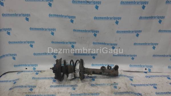 Arc fata dreapta Mercedes C-class / 203