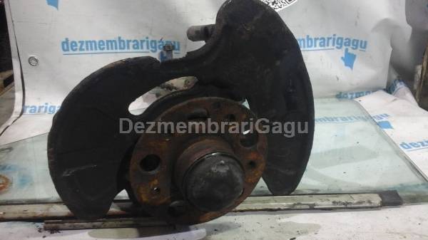 De vanzare fuzeta fata stanga MERCEDES C-CLASS / 203 (2000-)
