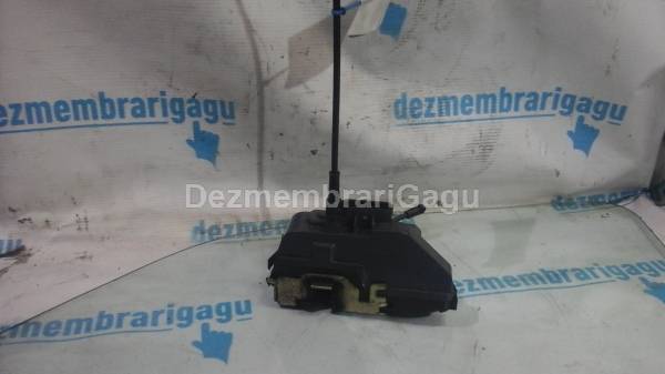 Vand broasca usa df RENAULT SCENIC II (2003-) din dezmembrari