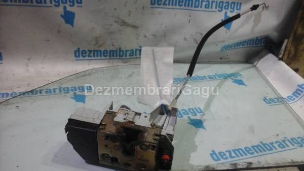 Vand broasca usa ss PEUGEOT 307 din dezmembrari