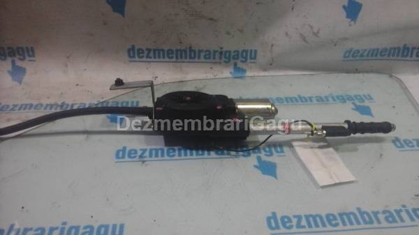 De vanzare antena electrica HYUNDAI ACCENT (2000-)