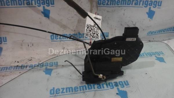 De vanzare broasca usa df MAZDA 3