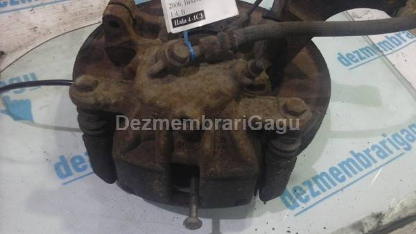 De vanzare etrier fata stanga NISSAN MICRA (2003-), 1.4 Benzina