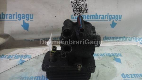 De vanzare suport filtru ulei FORD MONDEO III (2000-), 2.0 Diesel