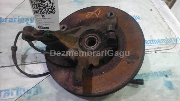 Fuzeta fata stanga RENAULT MEGANE I (1996-2003), 1.6 Benzina