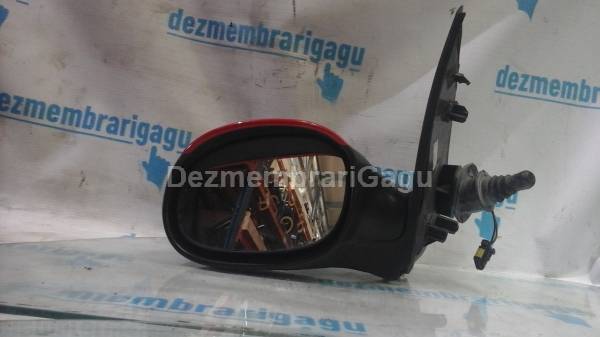 De vanzare oglinda stanga PEUGEOT 206 second hand