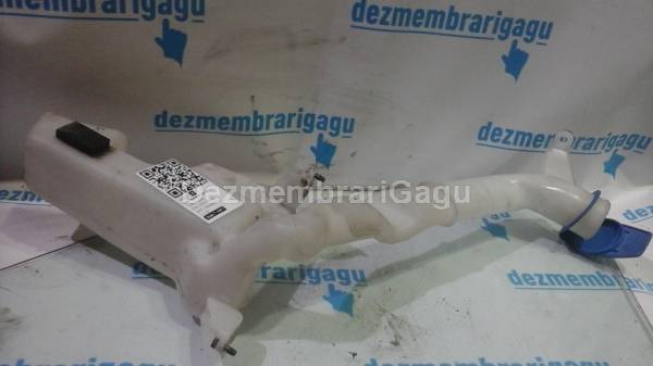 De vanzare vas spalator parbriz VOLKSWAGEN POLO (2001-2009), 1.2 Benzina