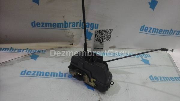 Vand broasca usa df RENAULT MEGANE II (2002-) din dezmembrari