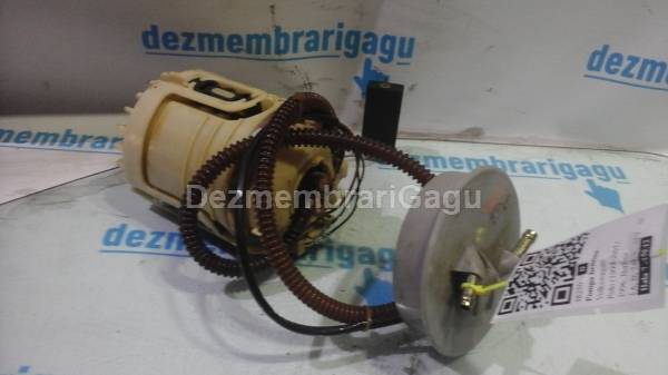 De vanzare pompa benzina VOLKSWAGEN POLO (1994-2001), 1.6 Benzina, 74 KW