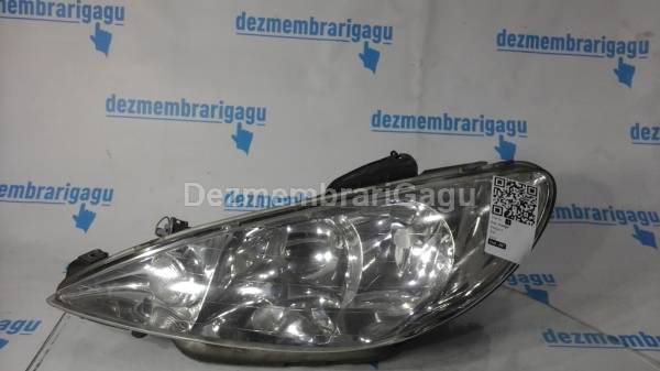 De vanzare far stanga PEUGEOT 206