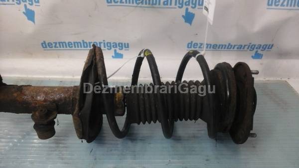 De vanzare arc fata stanga TOYOTA AVENSIS / T25 (2003-), 1.8 Benzina