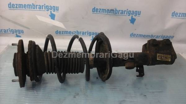 De vanzare amortizor fata dreapta TOYOTA AVENSIS / T25 (2003-), 1.8 Benzina