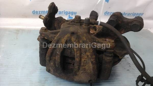 De vanzare etrier fata stanga TOYOTA AVENSIS / T25 (2003-), 1.8 Benzina