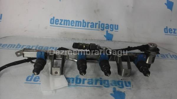 De vanzare rampa injectoare VOLKSWAGEN PASSAT / 3B3 - 3B6 (2000-2005), 1.8 Benzina, 110 KW second hand