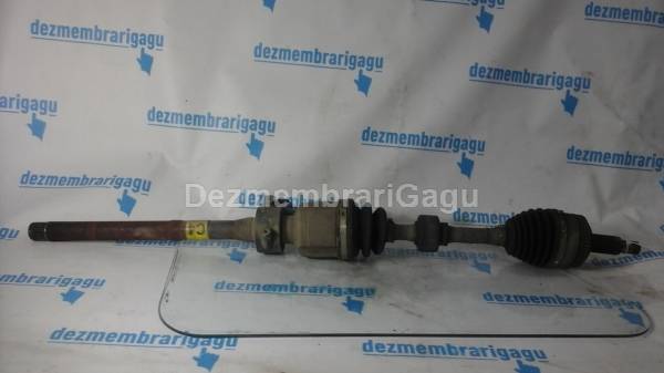 De vanzare planetara stanga fata KIA SPORTAGE (2004-), 2.0 Diesel, 103 KW