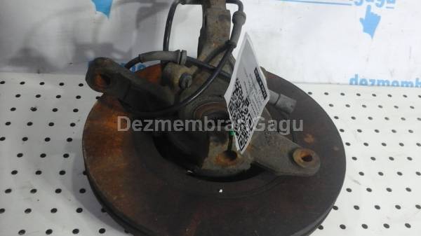 De vanzare fuzeta fata stanga RENAULT MEGANE I (1996-2003), 1.9 Diesel second hand