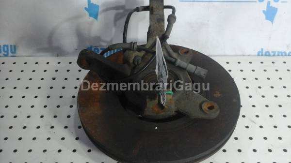  Fuzeta fata stanga RENAULT MEGANE I (1996-2003), 1.6 Benzina sh