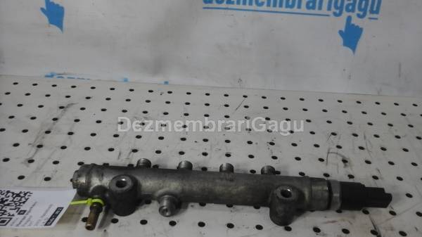 Vand rampa injectoare PEUGEOT 307, 1.4 Diesel din dezmembrari