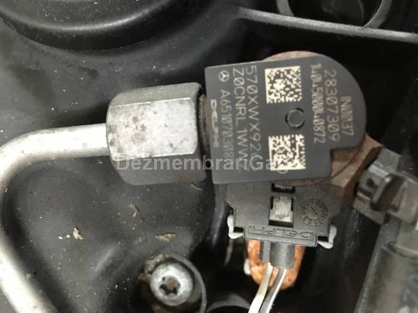 Vand injectoare MERCEDES SPRINTER, 2.1 Diesel, 70 KW din dezmembrari