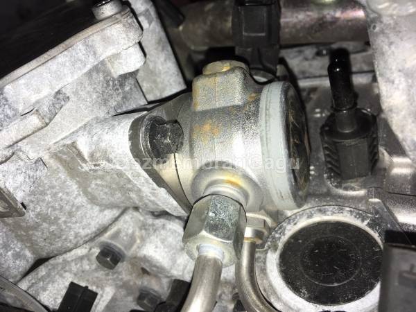 De vanzare pompa inalta presiune VOLVO V40, 2.0 Benzina, 90 KW