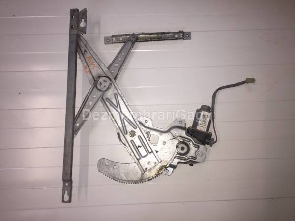 De vanzare macara geam ds ROVER 45