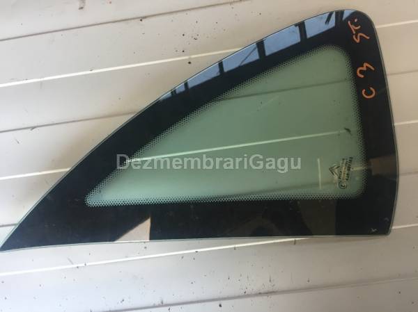 De vanzare geam caroserie stanga CITROEN C3