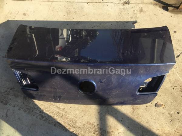 De vanzare capota spate VOLKSWAGEN PASSAT / 3B3 - 3B6 (2000-2005)